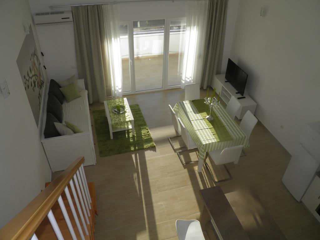 Apartments Perla Dinjiska Luaran gambar
