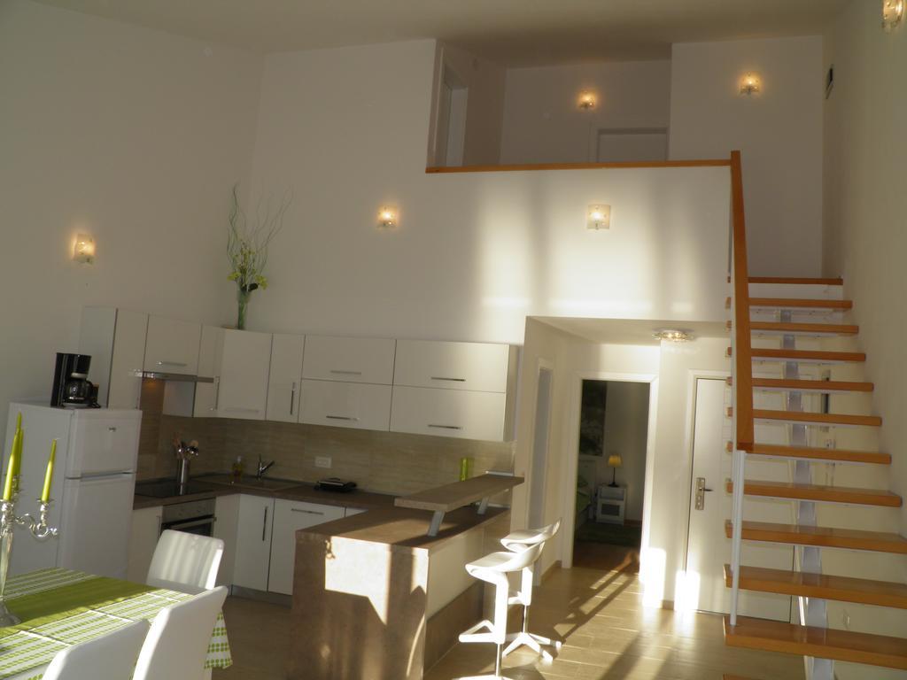 Apartments Perla Dinjiska Luaran gambar
