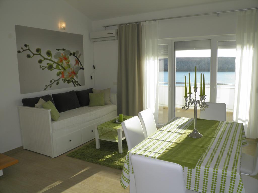 Apartments Perla Dinjiska Luaran gambar