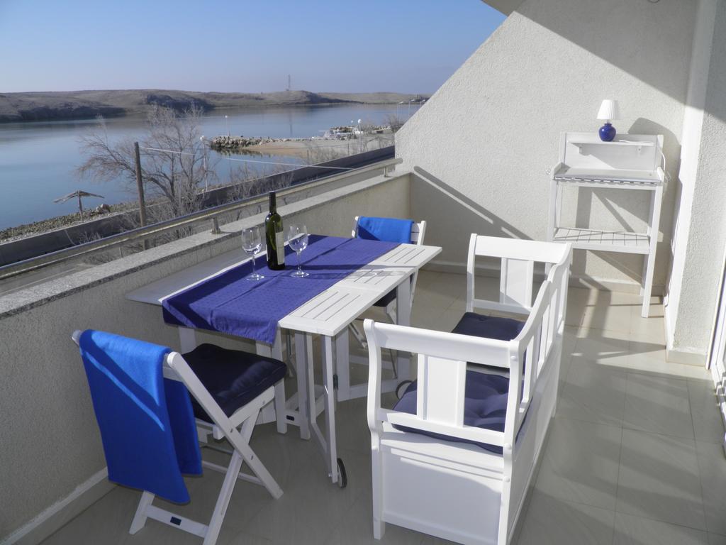 Apartments Perla Dinjiska Luaran gambar
