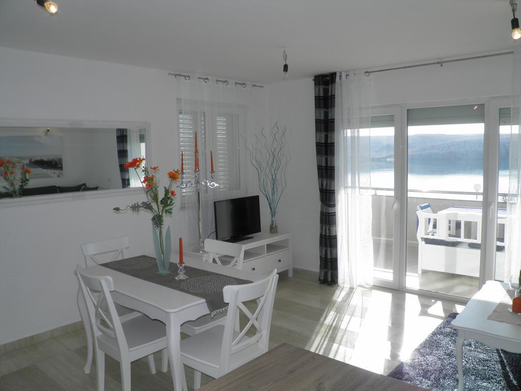 Apartments Perla Dinjiska Luaran gambar